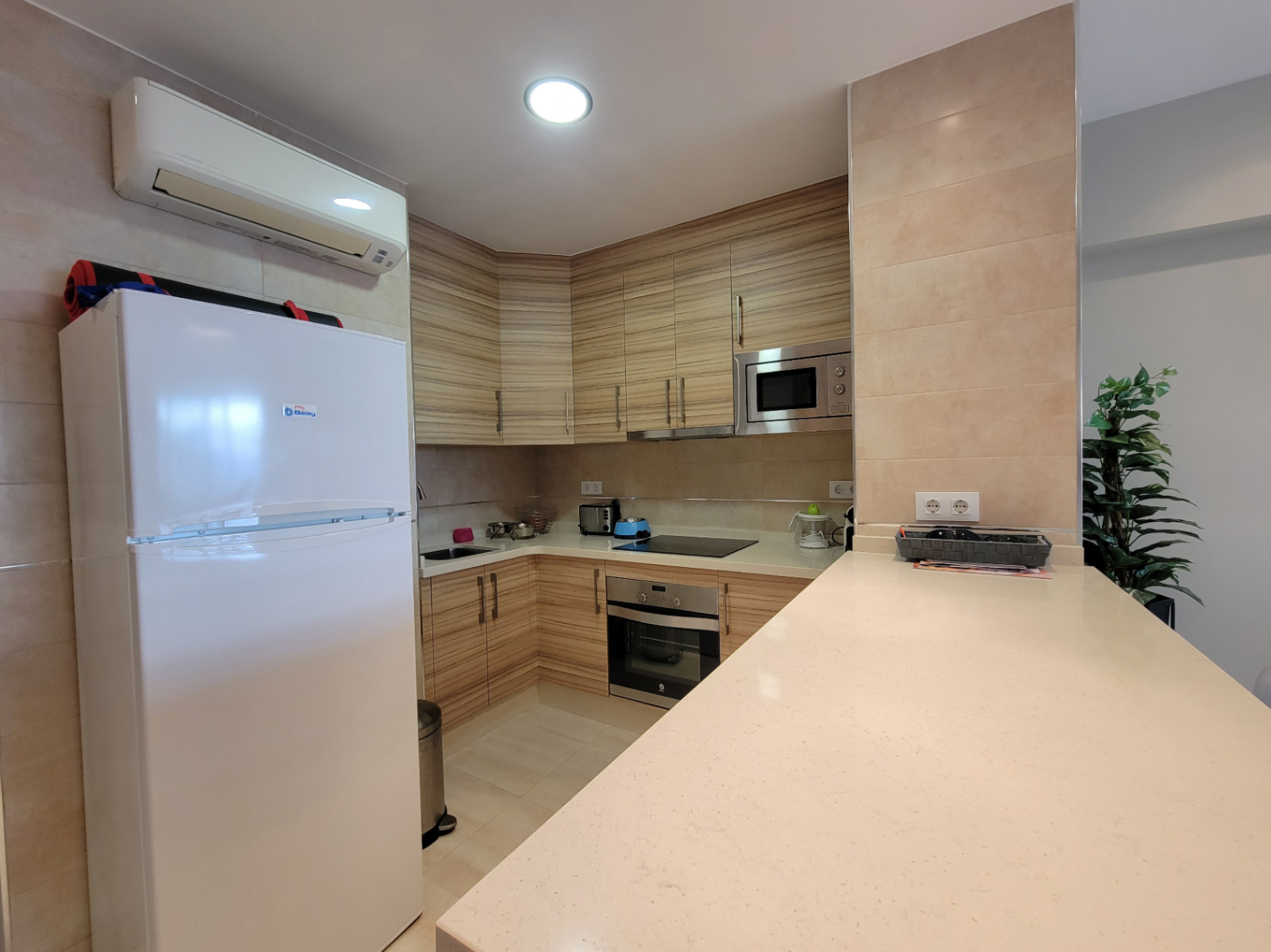 APARTAMENTO CERCA DE TODOS LOS SERVICIOS Y DE LA PLAYA - 5