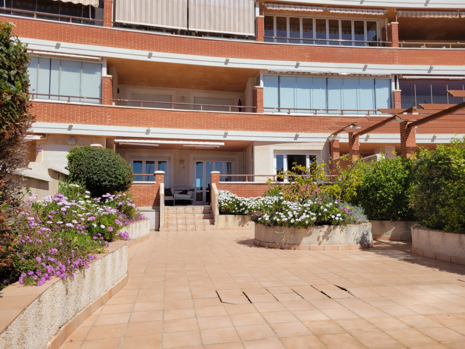 APARTAMENTO EN PRIMERA LINEA - 2