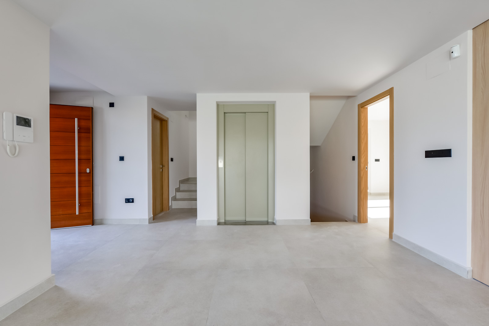 Exklusive Neubauvilla in Alfas del Pi: 4 Schlafzimmer, privater Pool und unbegrenzter Luxus